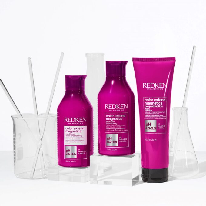 Redken Color Extend Magnetics Conditioner 1000ml Halo Hair & Skin - rosehipskincare.com.au